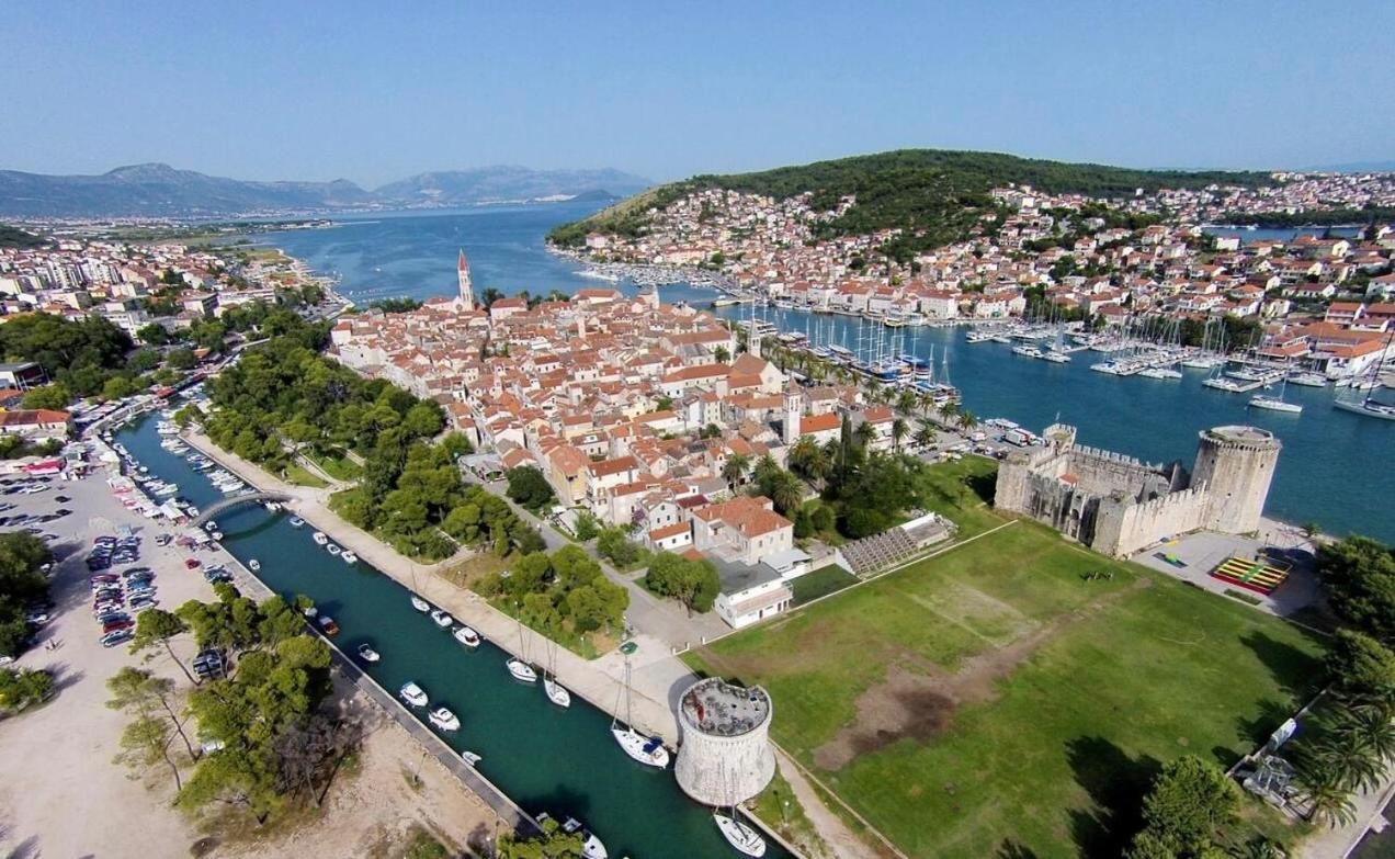 Apartman Bella Trogir Exterior photo