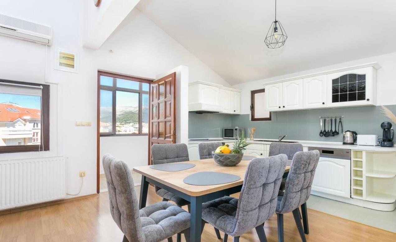 Apartman Bella Trogir Exterior photo